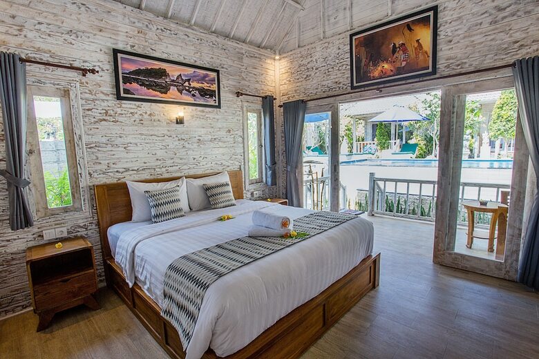 Hotel 221 Garden Cottages