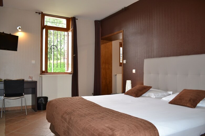 Hotel Le Domaine Des Cigognes