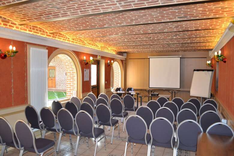 Hotel Le Domaine Des Cigognes