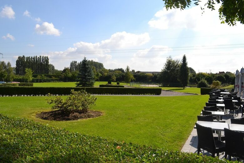 Hotel Le Domaine Des Cigognes
