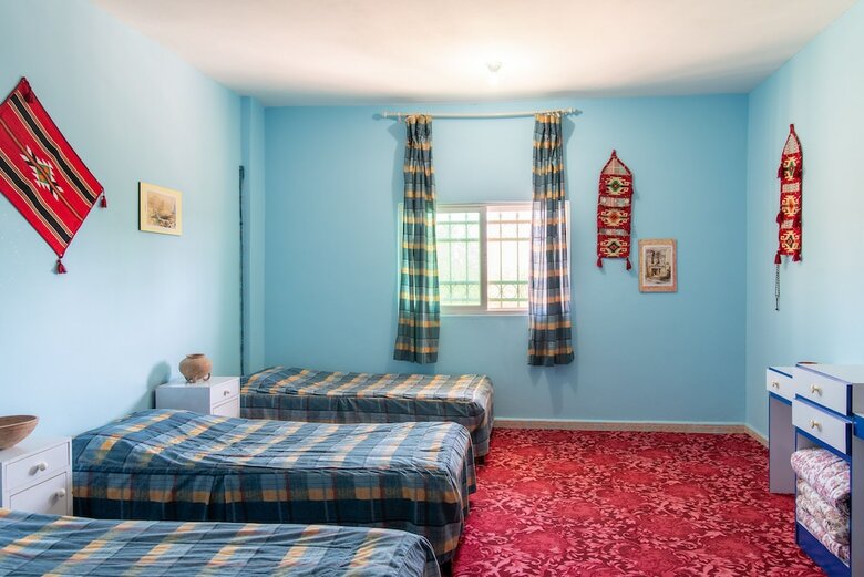 Hostal Bedouin Pink Ecohouse