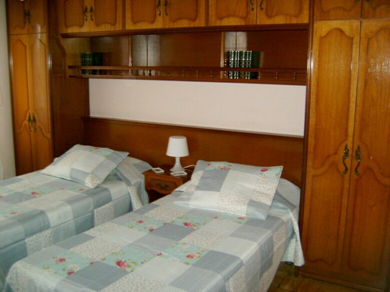 House With 3 Bedrooms In Oviedo, With Wifi