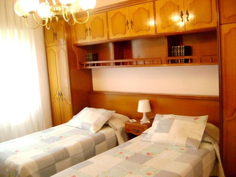 House With 3 Bedrooms In Oviedo, With Wifi