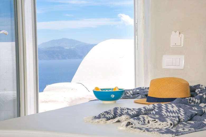 Hotel White Cave House
