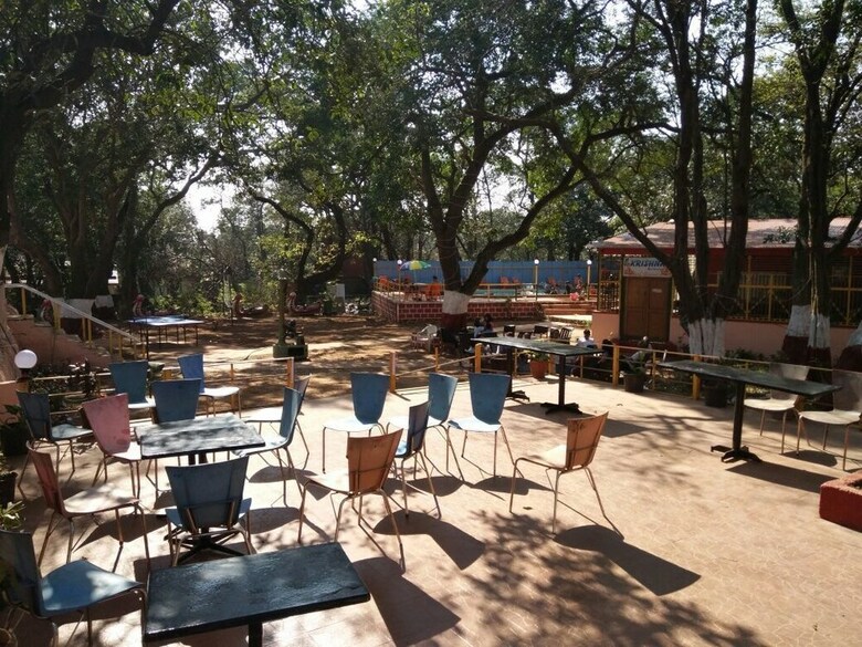 Hotel Redwood Resort Matheran