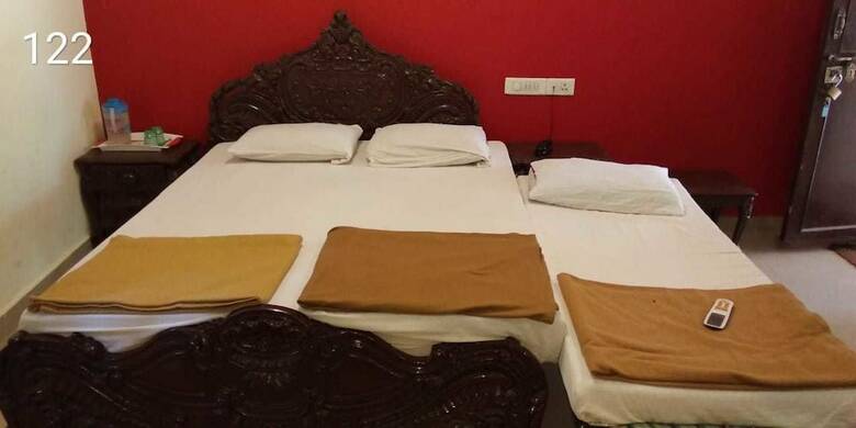 Hotel Redwood Resort Matheran
