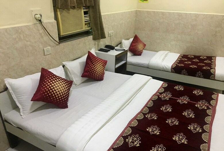 Aman Hotel Cst