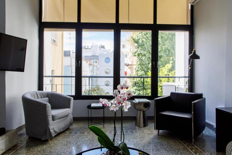 Soho Apartments