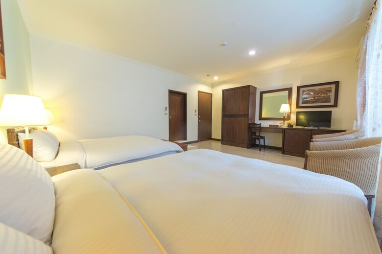 Futian B&B