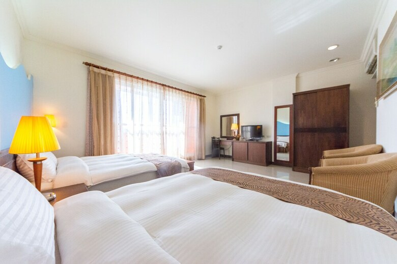 Futian B&B