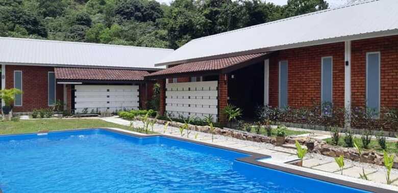 Hotel Hujung Kampung