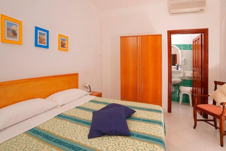 Hotel Residence Pensione Mena