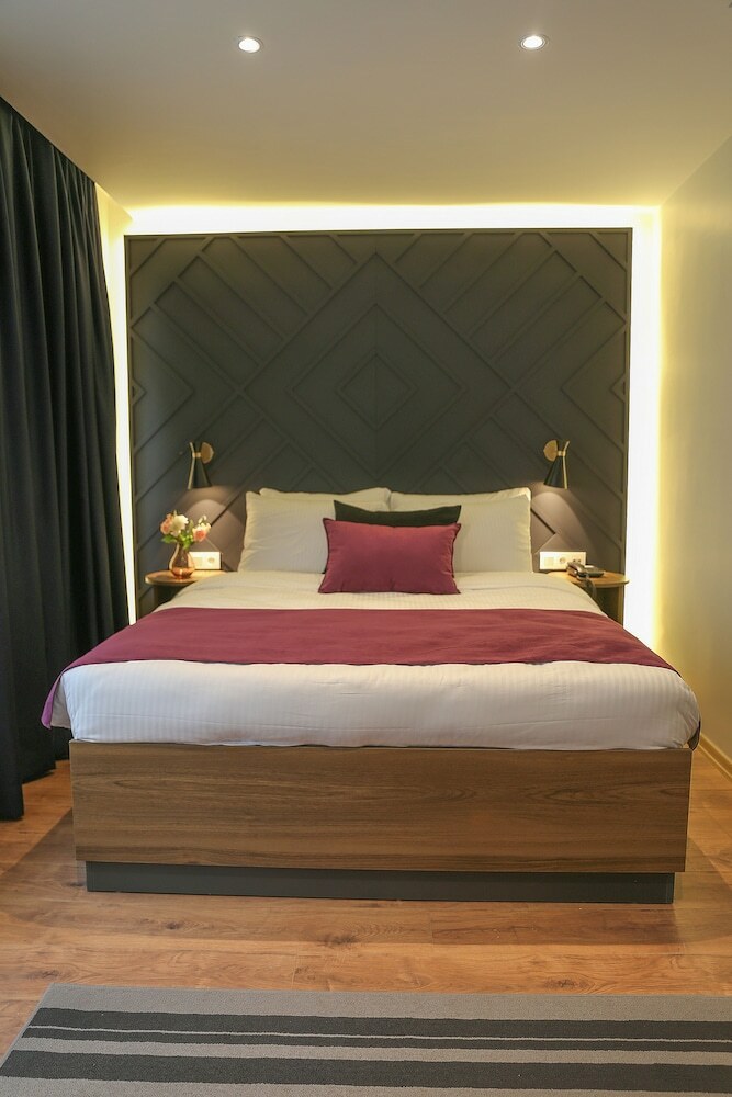 Hotel The Roomy