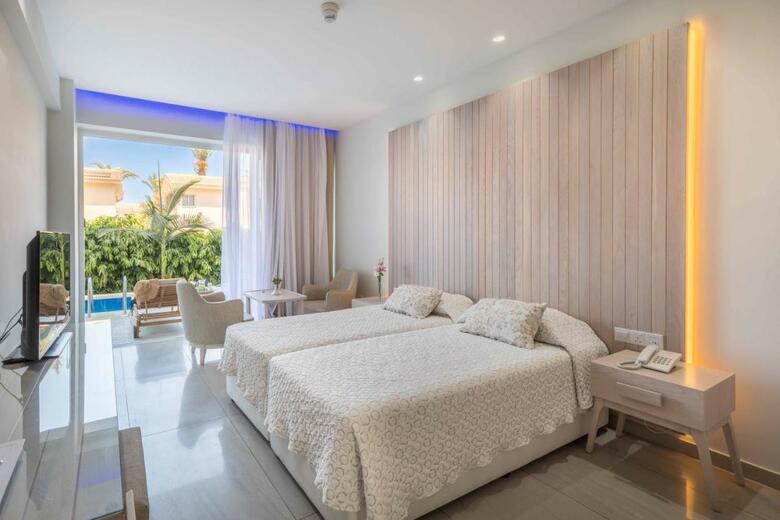Tasia Maris Beach Hotel And Spa - Adults Only