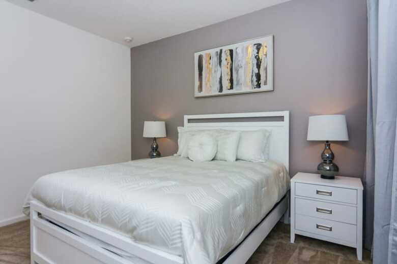 Stunning Vacation Home So2623