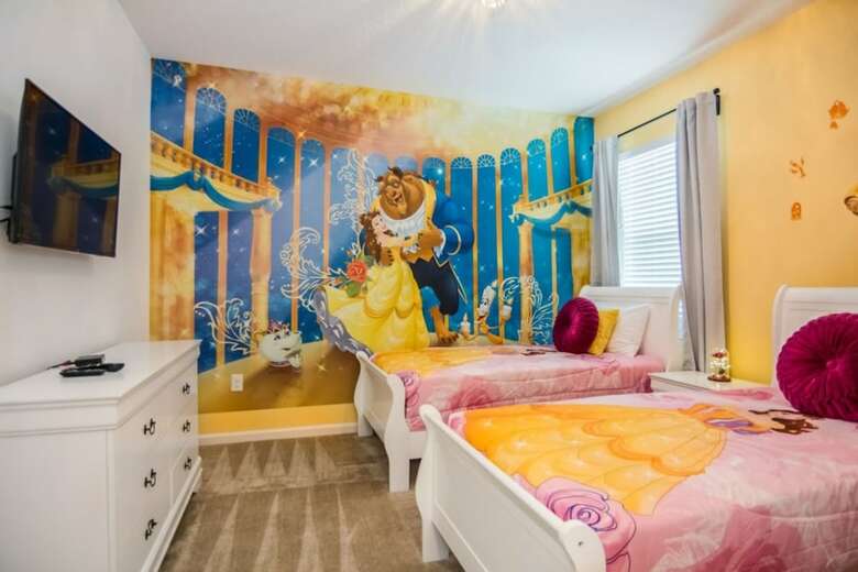Stunning Vacation Home So2623