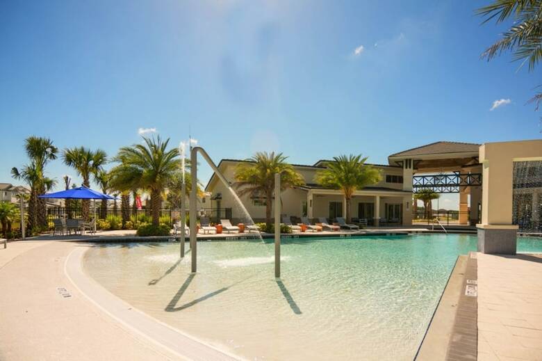 Stunning Vacation Home So2623