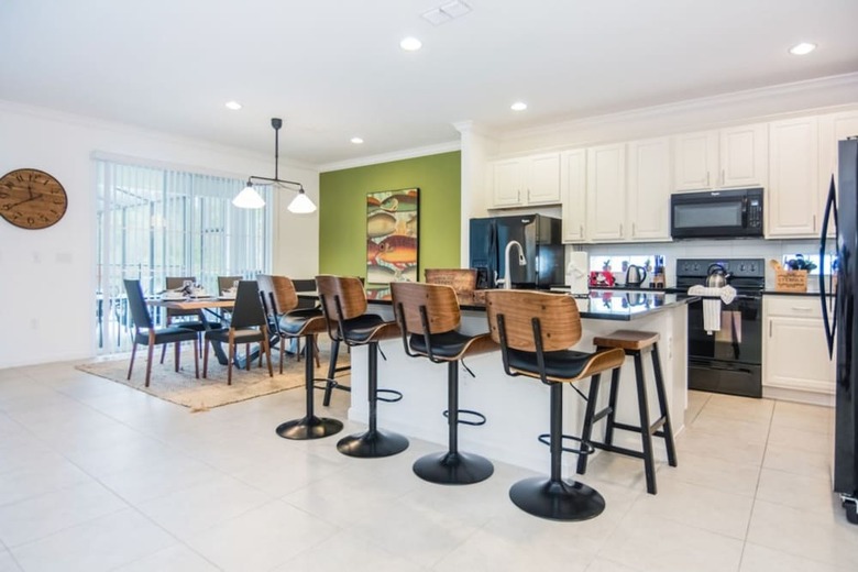 Wonderful House With Pool So2683