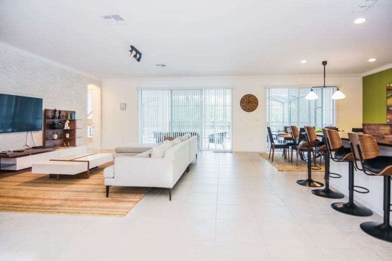 Wonderful House With Pool So2683