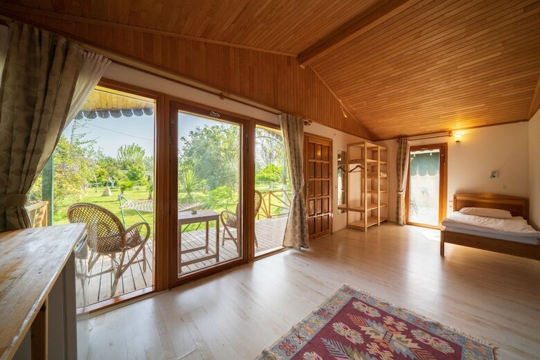 Cabana Etenna Beach Bungalows