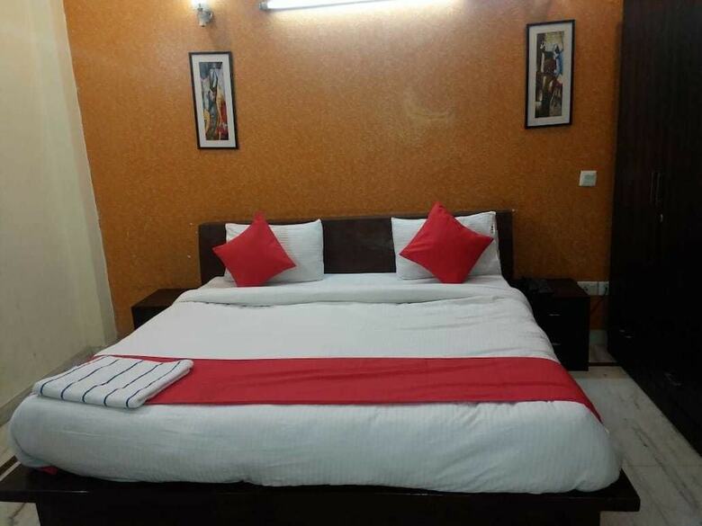 Hotel Comfort Rooms K R Group