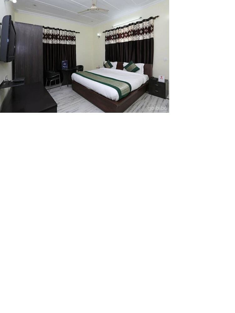 Hotel Comfort Rooms K R Group