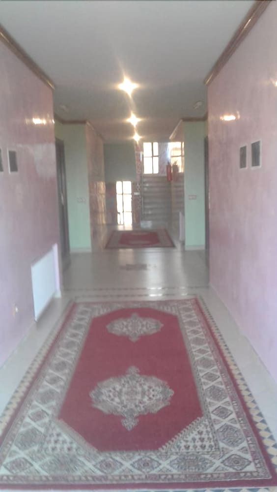 Hotel Motel Caf� Resto La Rocade