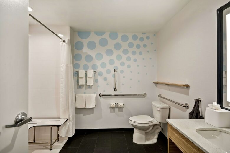 Hotel Tru By Hilton Denver