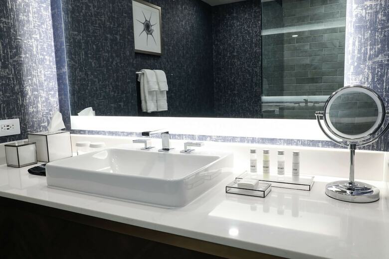 Carte Hotel San Diego Downtown, Curio Collection By Hilton