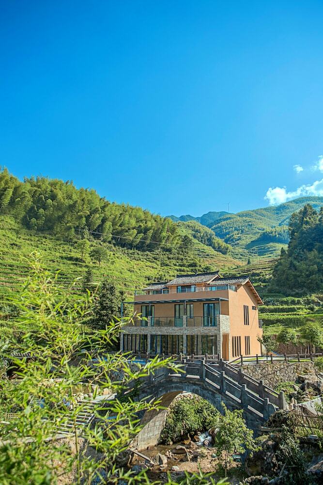 Hotel Cloud Valley House