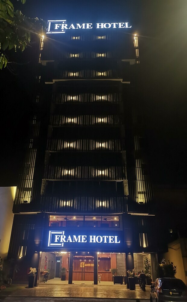 Frame Hotel