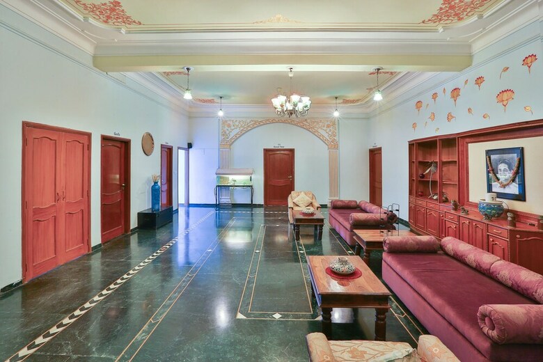 Hotel Jaisingh Garh By Innovating Hospitality