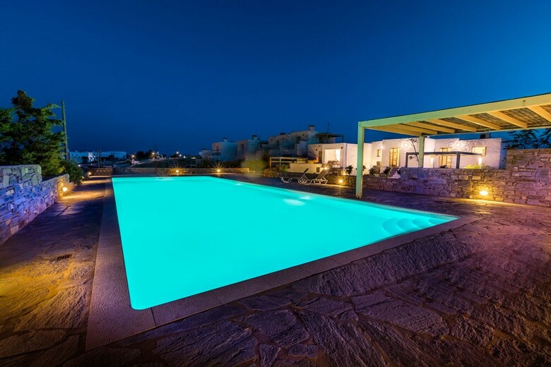 Kallirroe Villas
