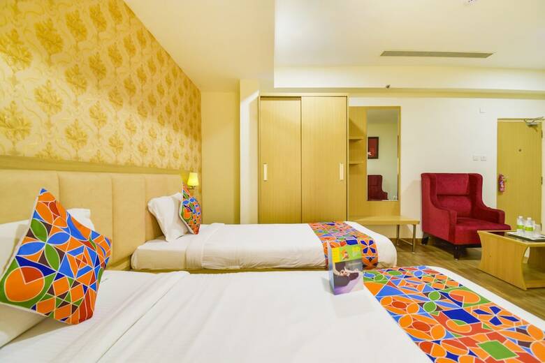 Fabhotel Aasana Grand
