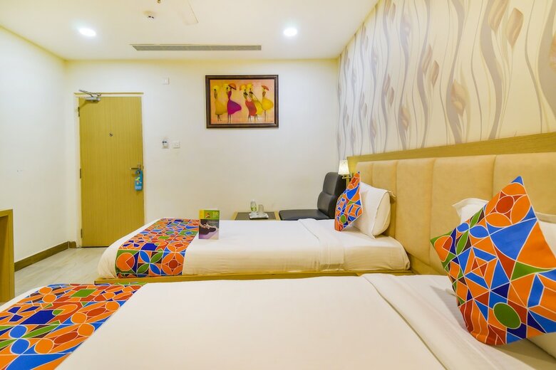 Fabhotel Aasana Grand