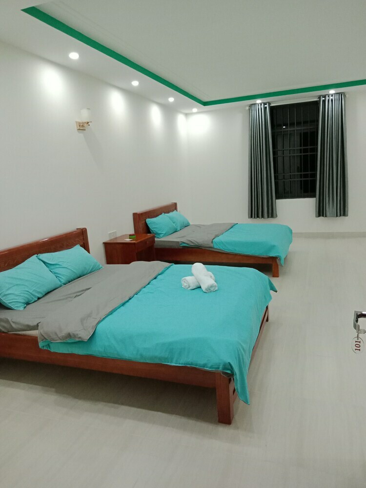 Hotel Oanh Thu Motel