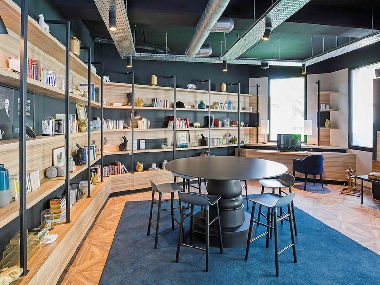 Hotel Ibis Styles Laval Centre Gare