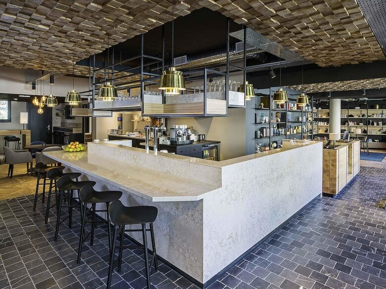 Hotel Ibis Styles Laval Centre Gare