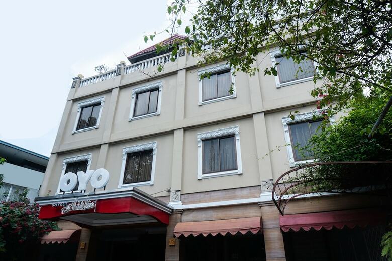 Hostal Oyo 701 Ardellia Hotel