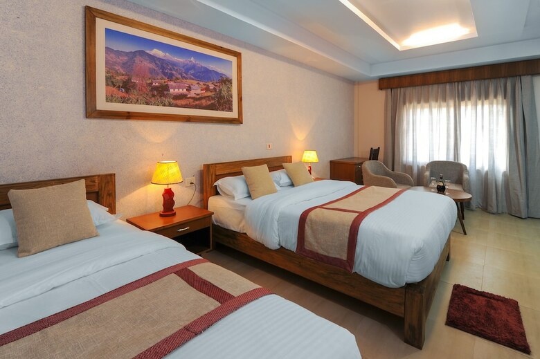 Hotel Seven Lakes Resort