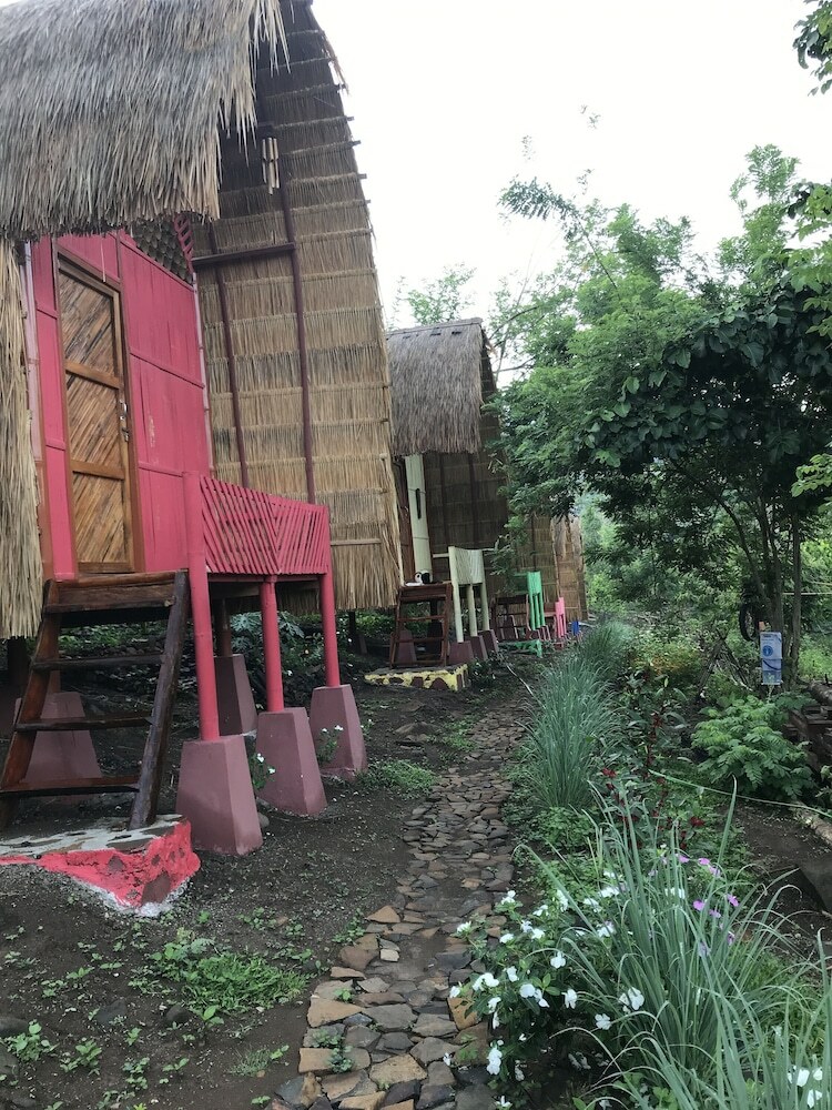 Bed & Breakfast Flores Joyful Retreat