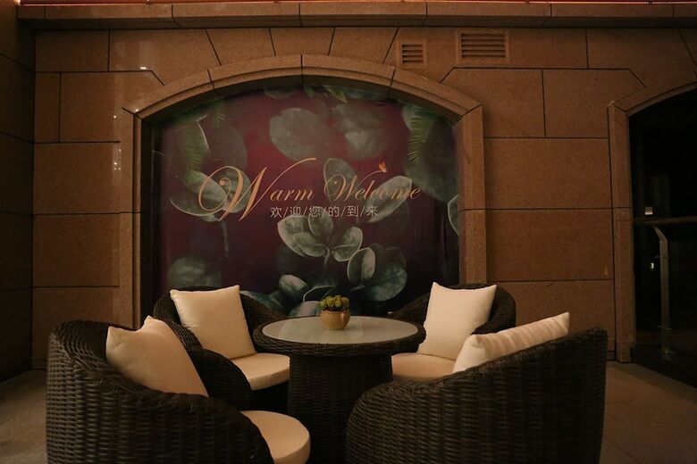 Aparthotel Emerald Bay Hotel Fuxian Lake