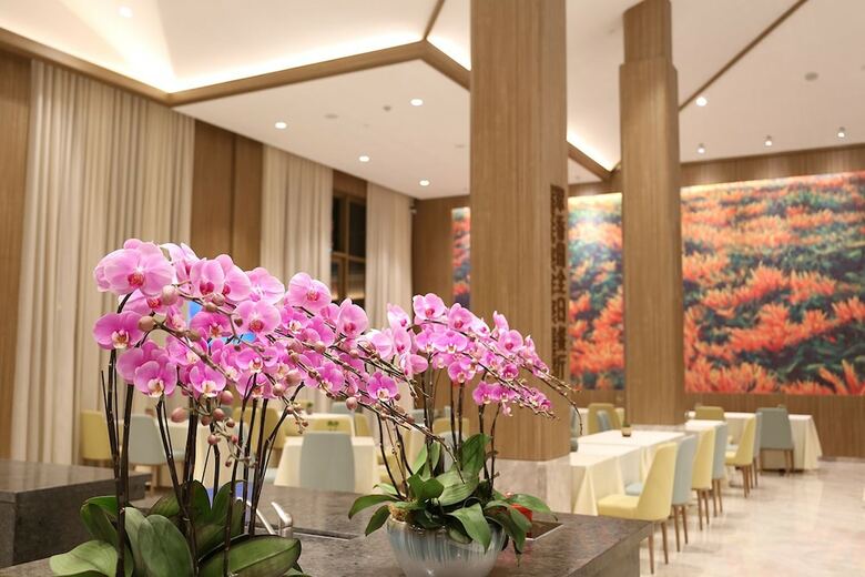 Aparthotel Emerald Bay Hotel Fuxian Lake