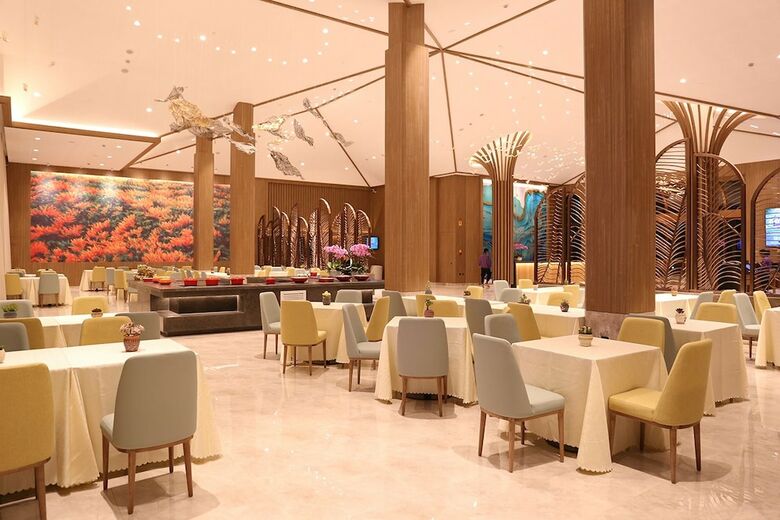 Aparthotel Emerald Bay Hotel Fuxian Lake
