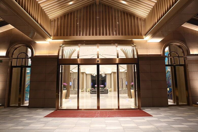 Aparthotel Emerald Bay Hotel Fuxian Lake