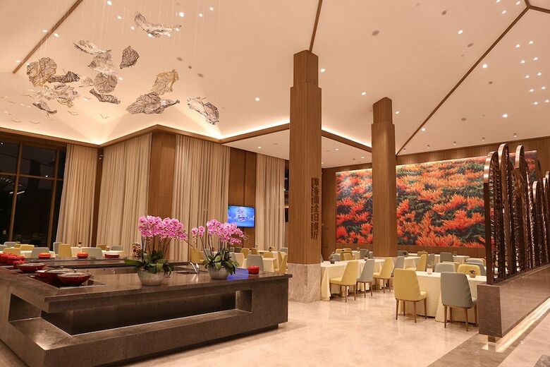 Aparthotel Emerald Bay Hotel Fuxian Lake
