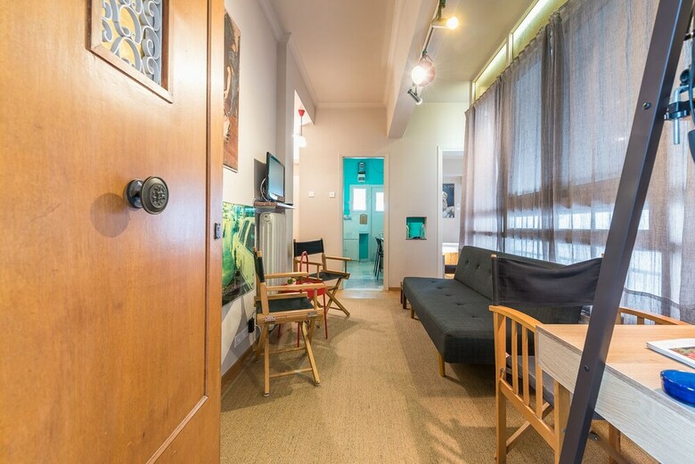 Bright 2 Bed Apartment