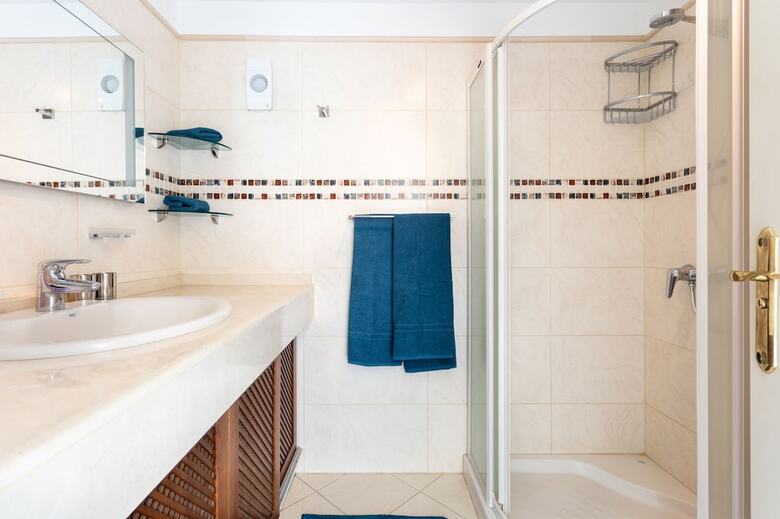 Apartamentos Alcal� Plaza