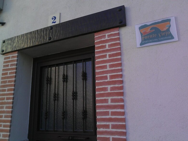 Apartamentos Puenteviejo