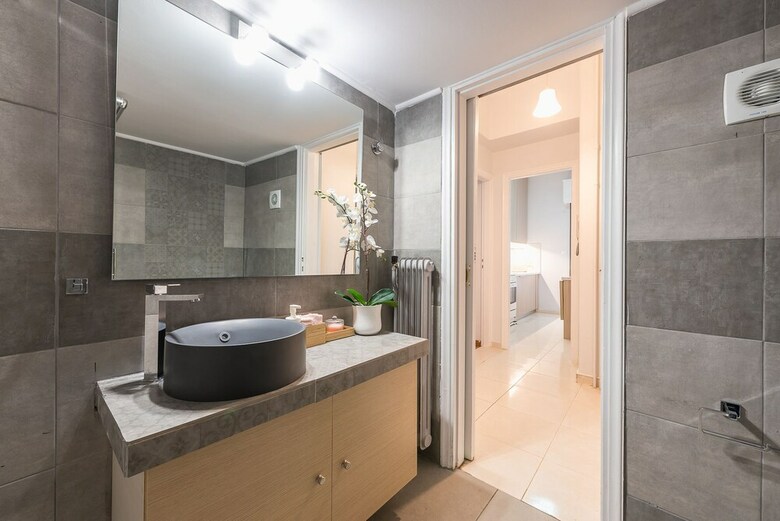 Elegant Koukaki Apartment